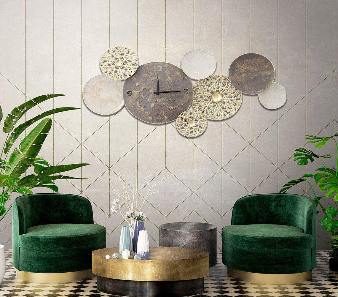 Timeless Elegance Wall Clock Ornament - DECOR PETIT